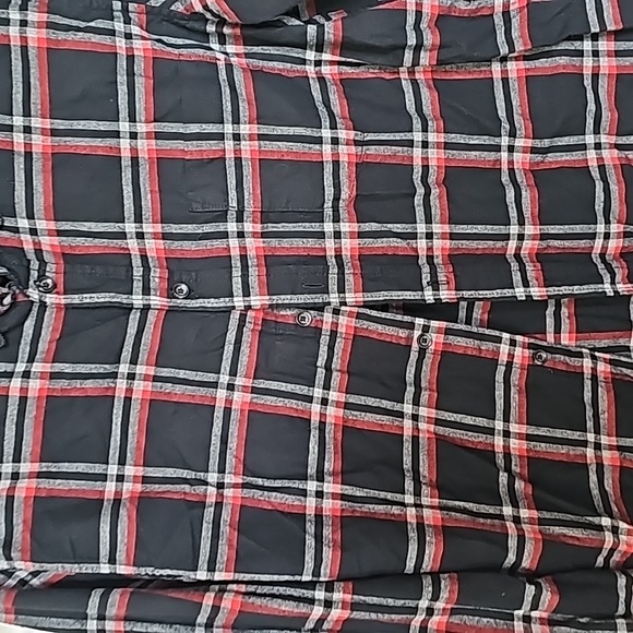 Men's Button Down- Medium - Picture 3 of 3